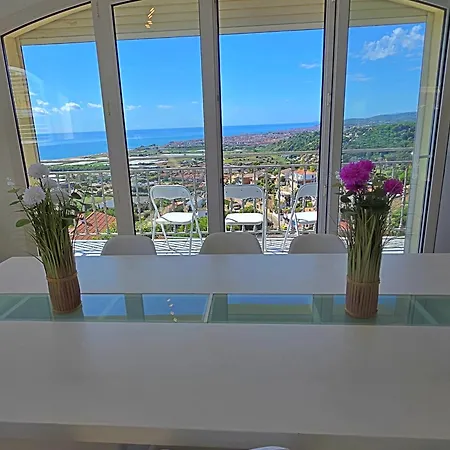 Con Piscina Privada Climatizada 29ºc