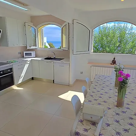 בית נופש Con Piscina Privada Climatizada 29ºc סנטה סוזנה