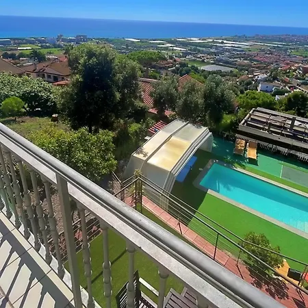 Con Piscina Privada Climatizada 29ºc בית נופש *