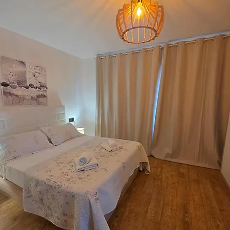 펜션 Con Piscina Privada Climatizada 29ºc 산타수산나