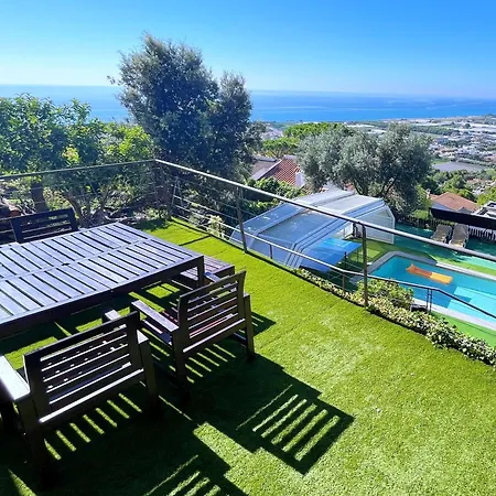 Con Piscina Privada Climatizada 29ºc Holiday home Santa Susanna